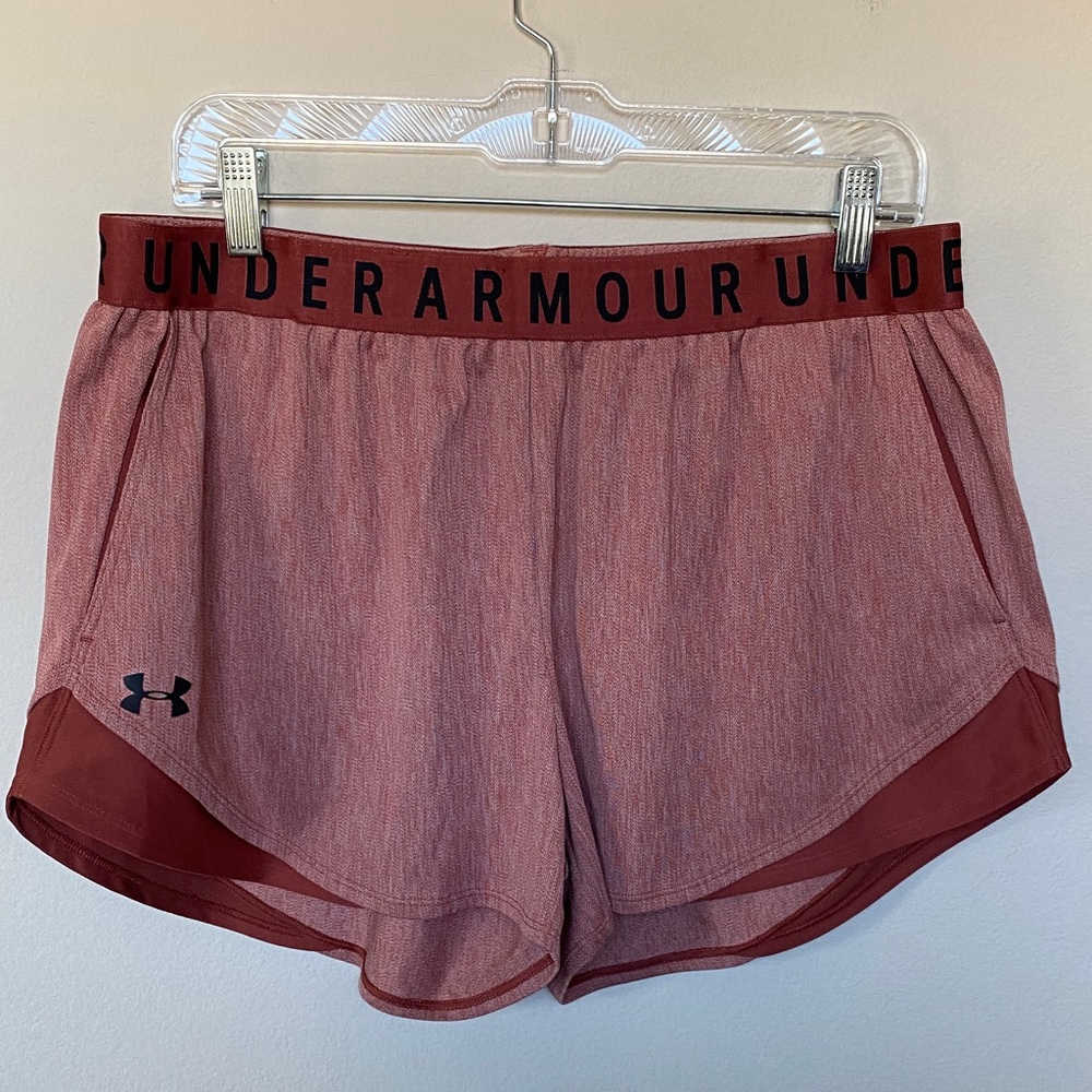 Under Armour Heat Gear Loose Fit Shorts